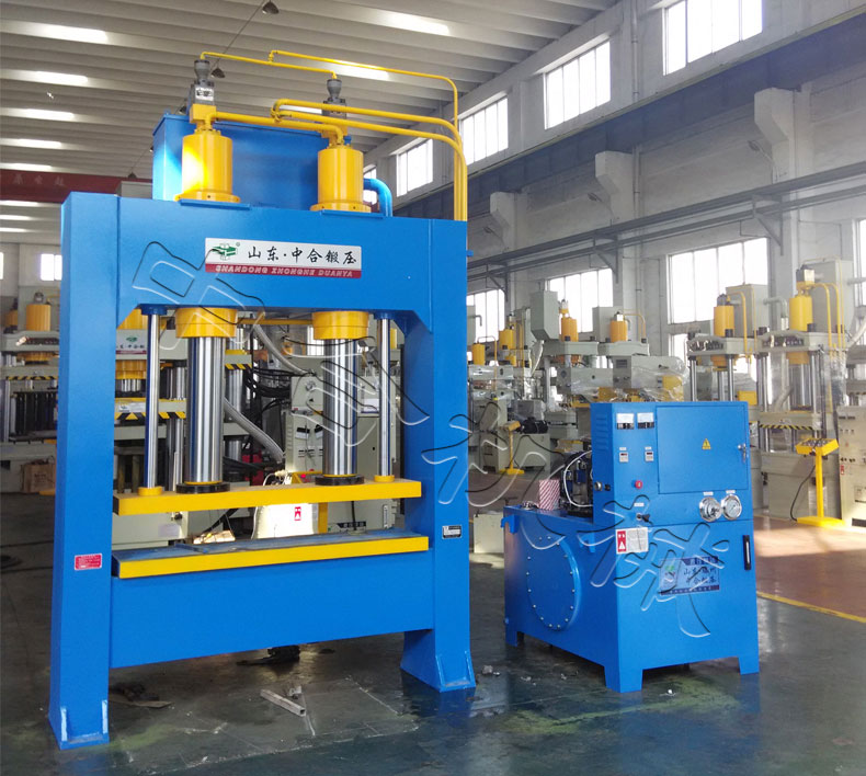 150噸龍門液壓機(jī)(圖3) 150噸龍門液壓機(jī)(圖3)