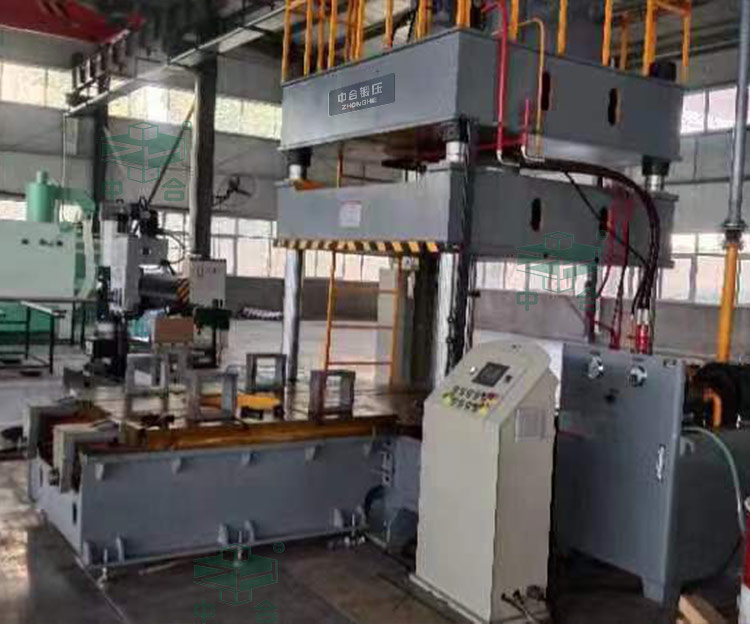 160噸輪胎模具試驗(yàn)機(jī)安裝完成.jpg 160噸輪胎模具試驗(yàn)機(jī)安裝完成.jpg