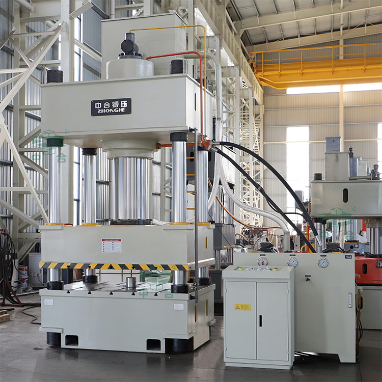 630噸四柱液壓機(jī)按需定制.jpg 630噸四柱液壓機(jī)按需定制.jpg