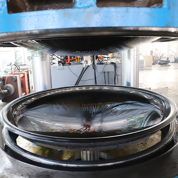 封頭拉伸機(jī).jpg 封頭拉伸機(jī).jpg