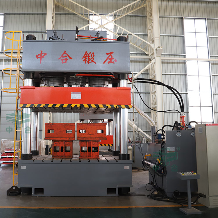 1200噸三梁四柱液壓機 1200噸三梁四柱液壓機