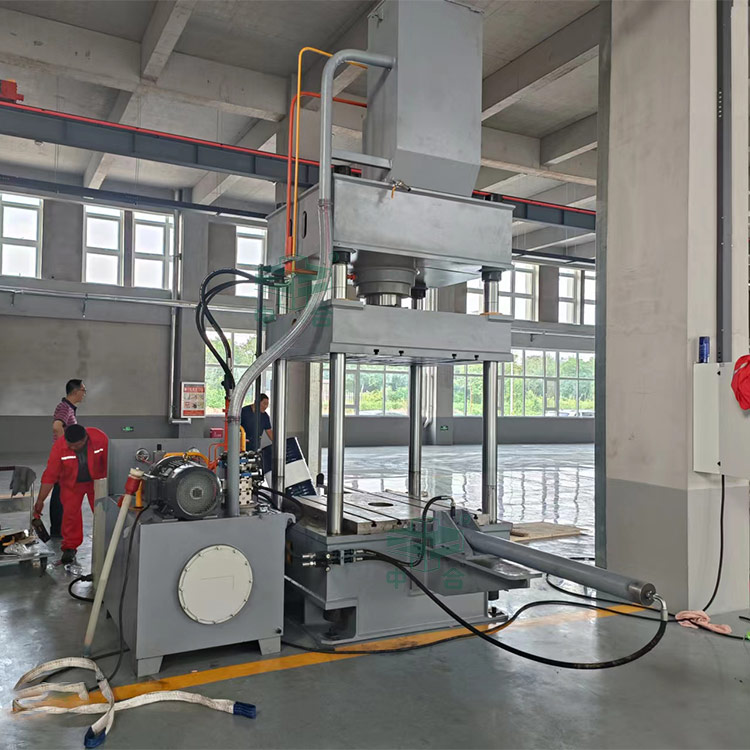 200噸軸承壓裝液壓機(jī)客戶現(xiàn)場.jpg 200噸軸承壓裝液壓機(jī)客戶現(xiàn)場.jpg