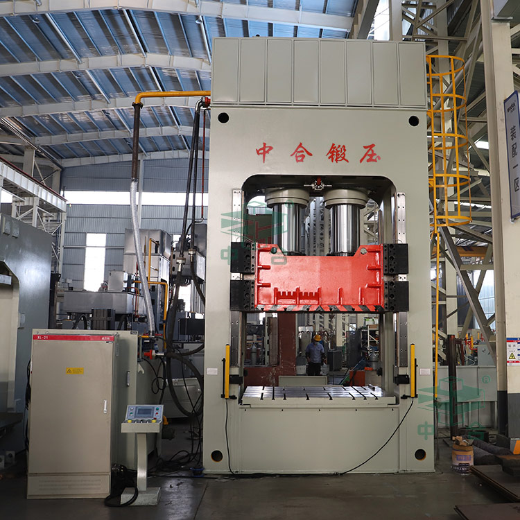 800噸復(fù)合材料成型液壓機 800噸復(fù)合材料成型液壓機