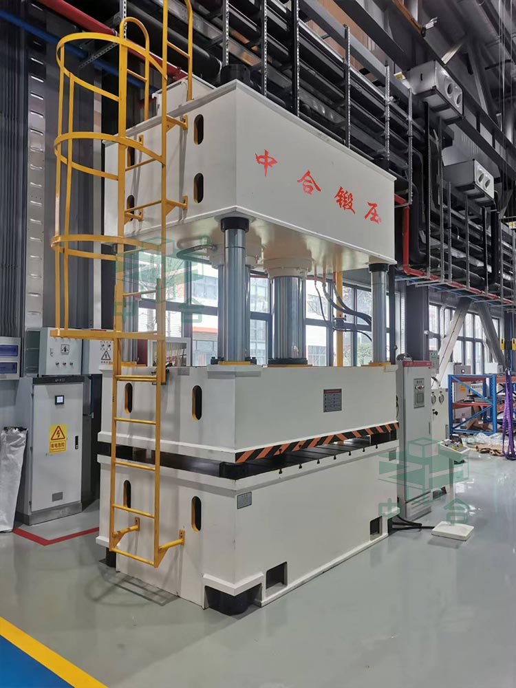 400噸三梁四柱液壓機調(diào)試 400噸三梁四柱液壓機調(diào)試