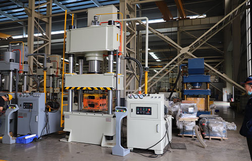 滕州315噸四柱液壓機廠家的技術優(yōu)勢