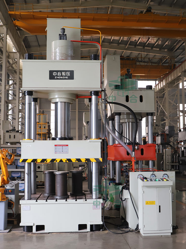 四柱液壓機(jī) 四柱液壓機(jī)